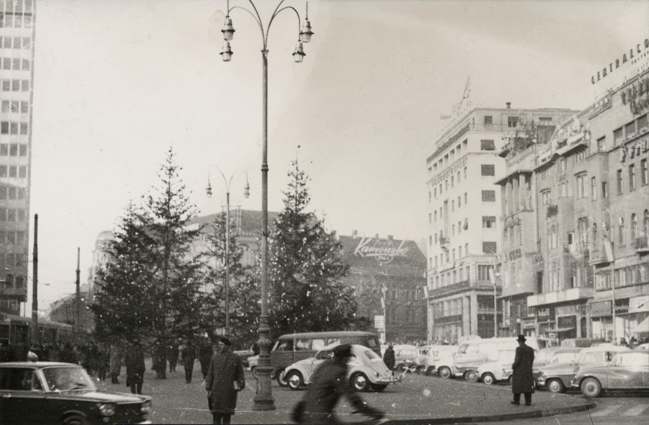 Trg Republike (danas Trg bana Jelačića), novogodišnje uređenje 1965. godine